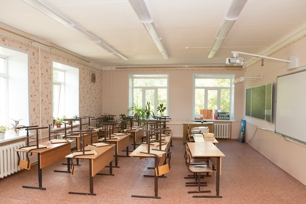 Школы Кировской области получат премию за качественную подготовку выпускников к ЕГЭ по физике и математике.